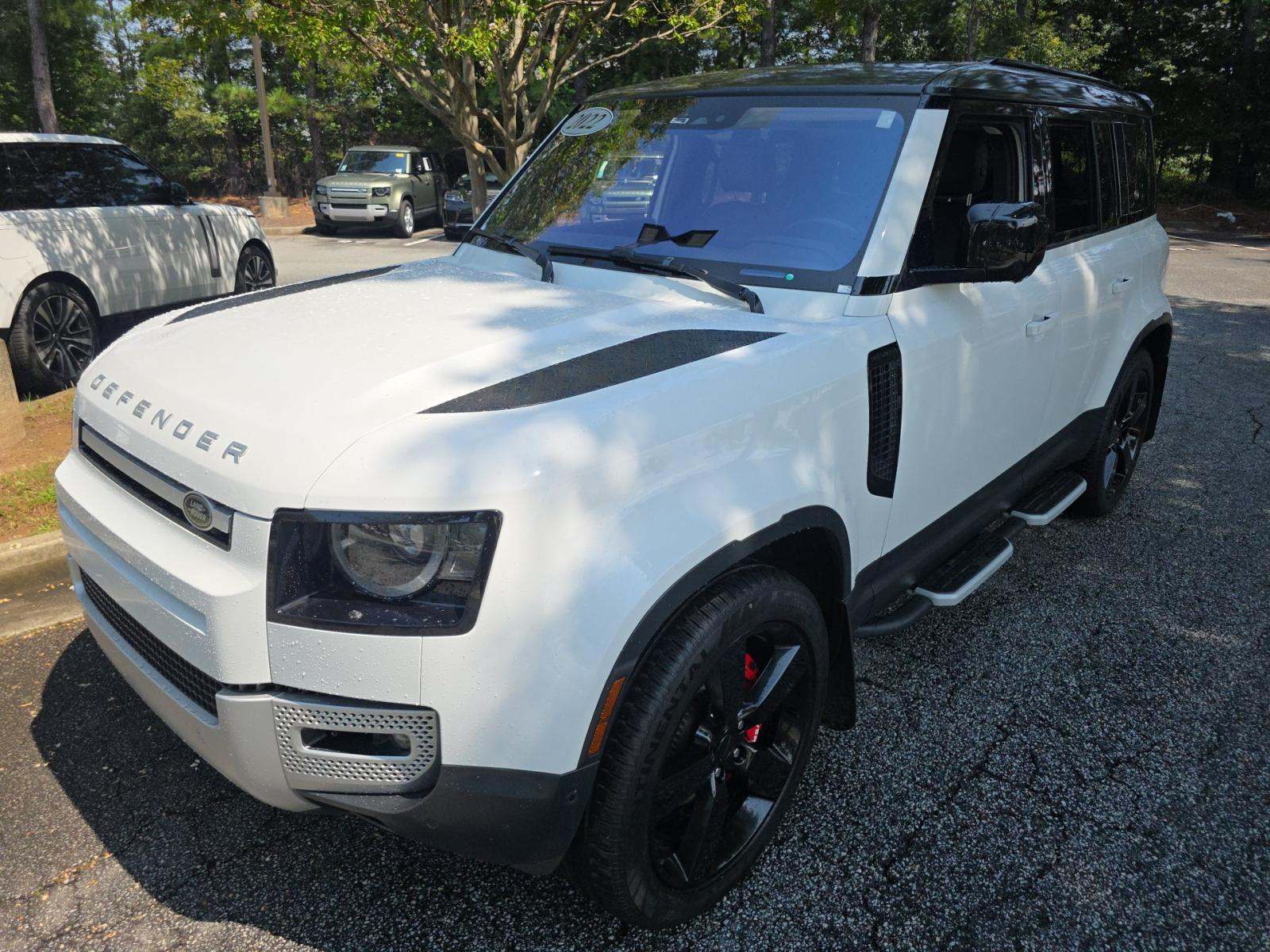 2022 Land Rover Defender 110 SE AWD