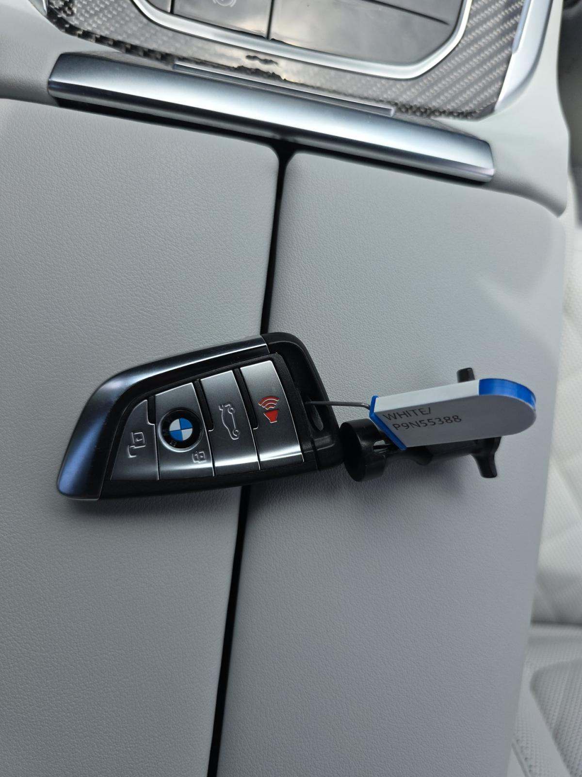 2023 BMW X5 M50i AWD