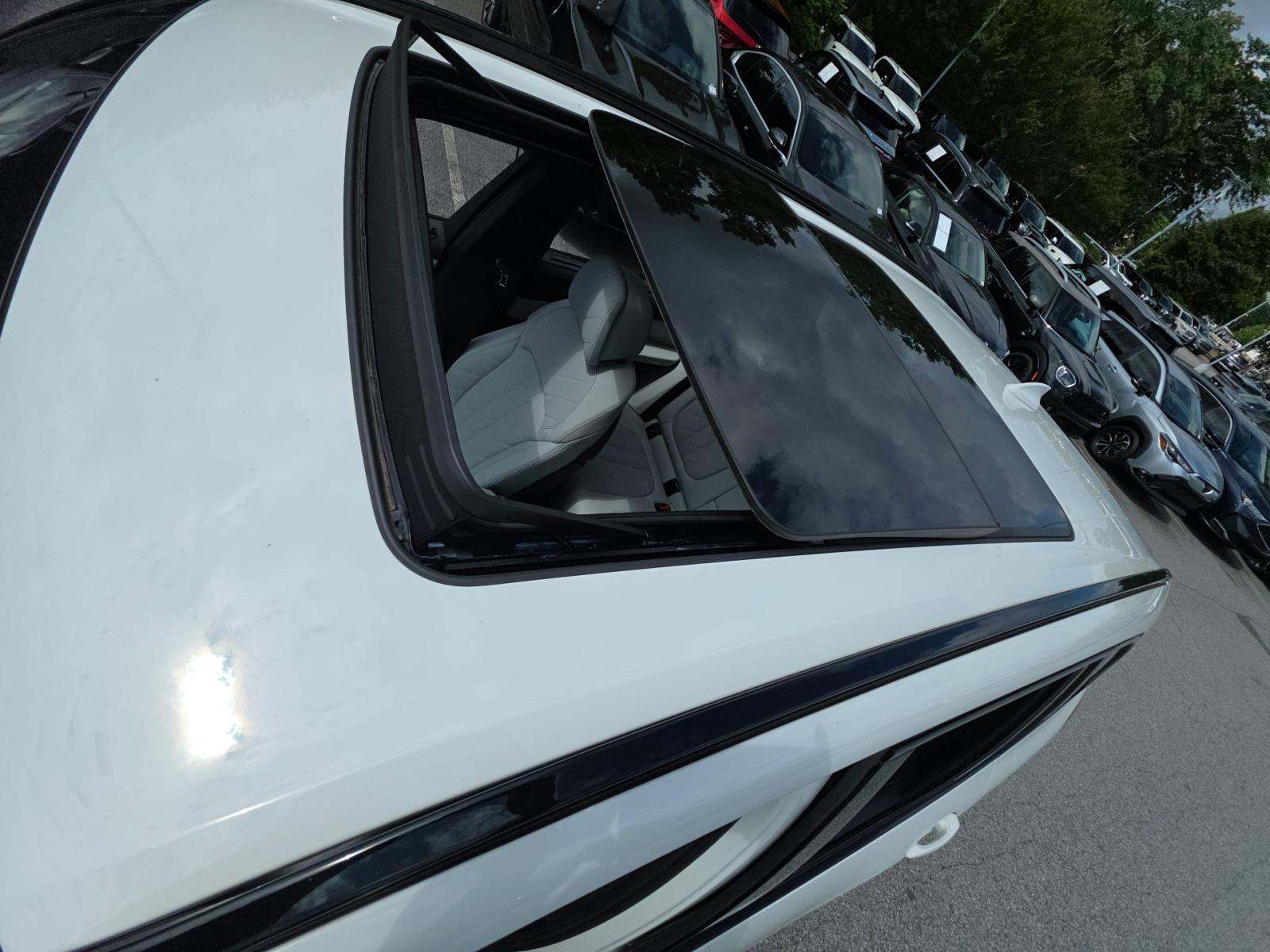 2023 BMW X5 M50i AWD