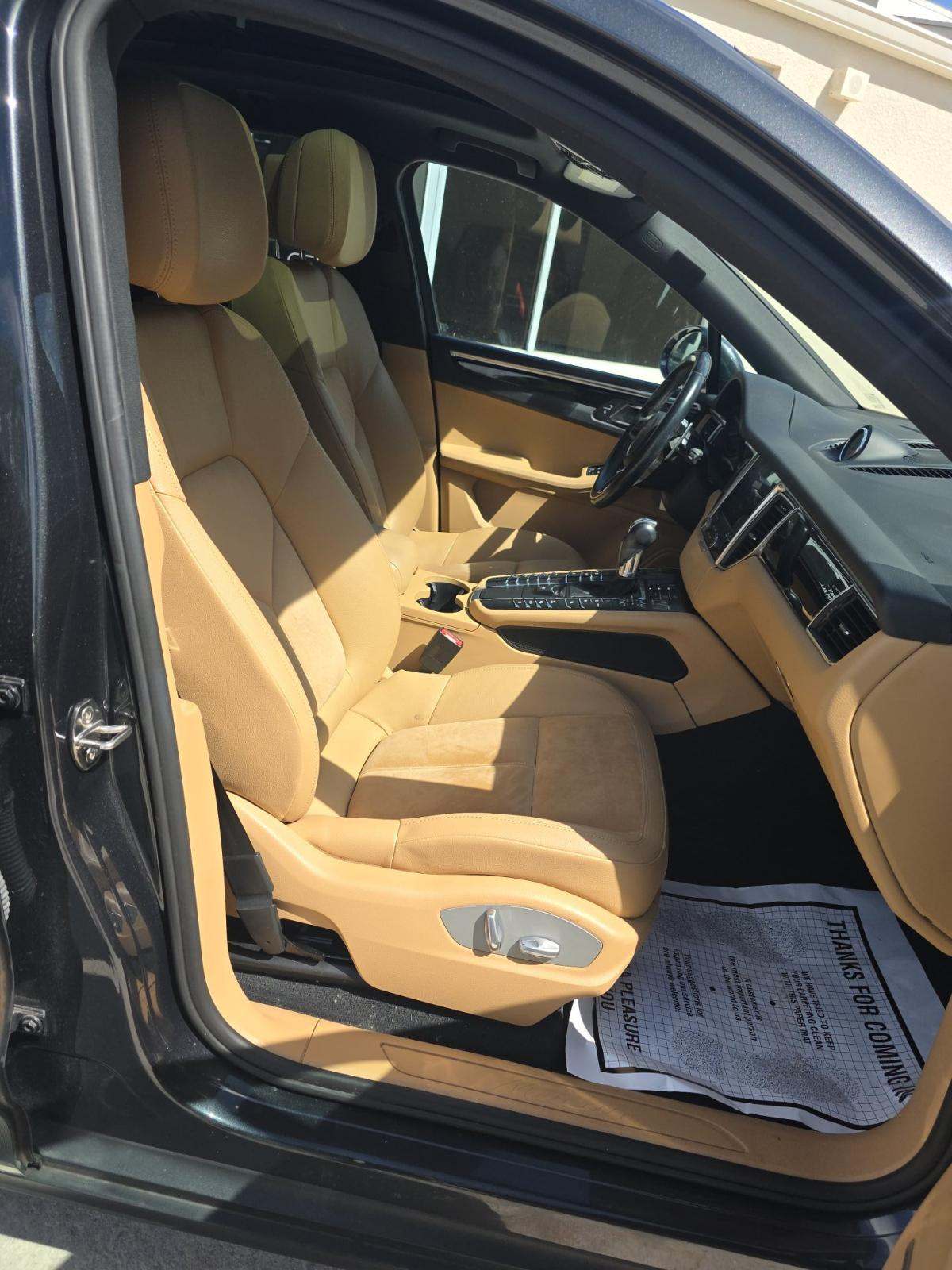 2018 Porsche Macan Sport Edition AWD