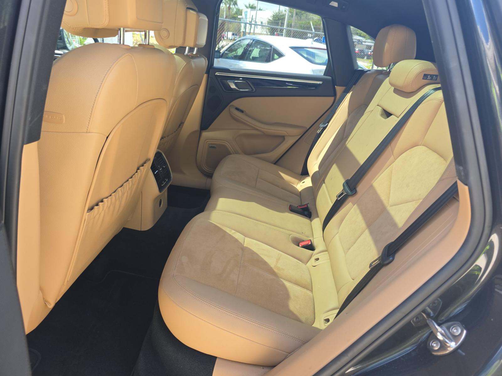 2018 Porsche Macan Sport Edition AWD