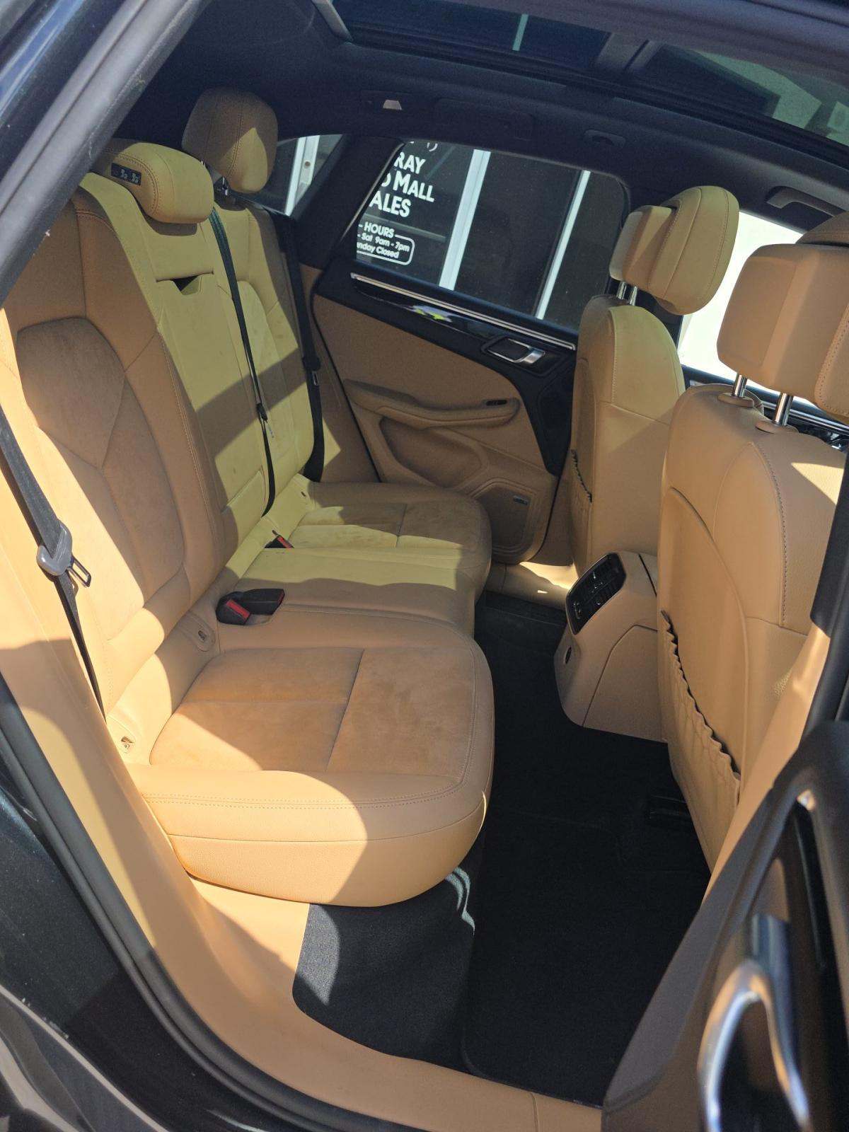 2018 Porsche Macan Sport Edition AWD