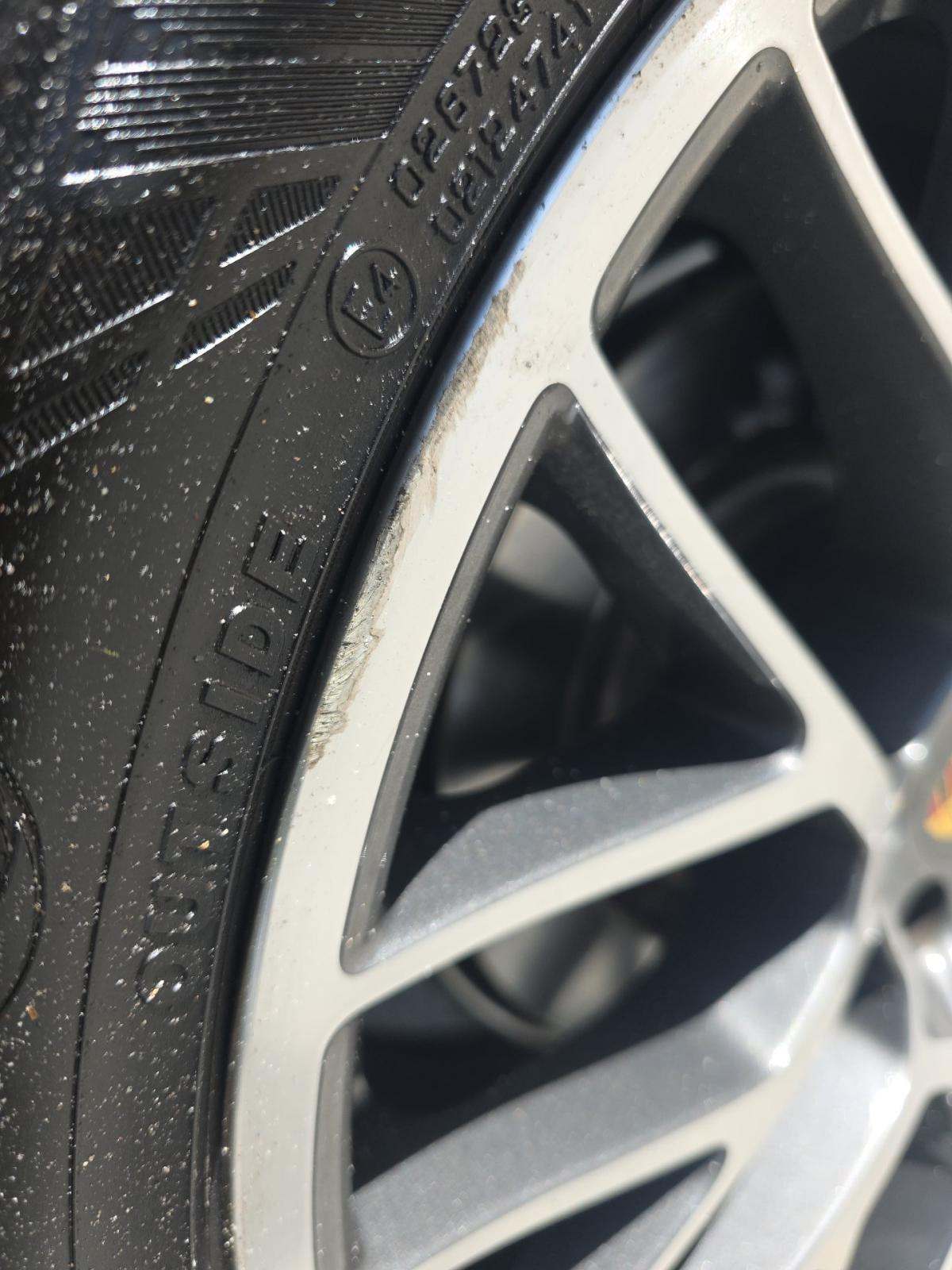 2018 Porsche Macan Sport Edition AWD