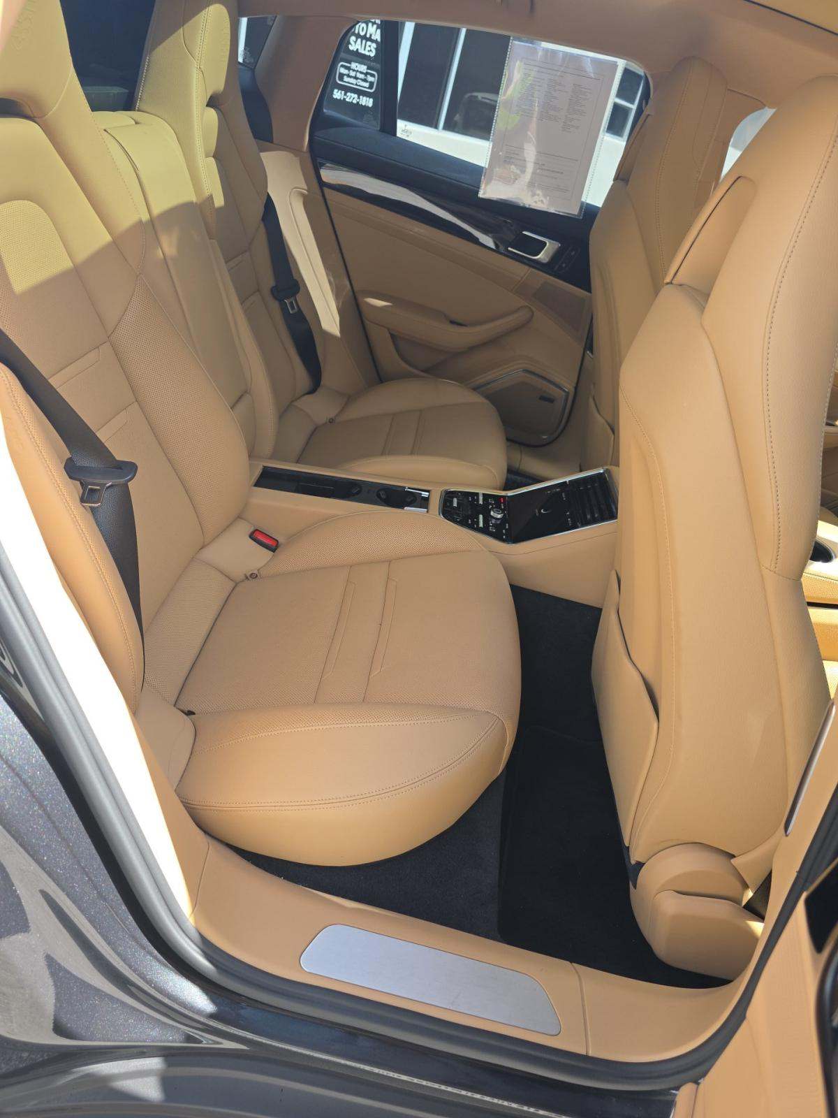 2021 Porsche Panamera Base RWD