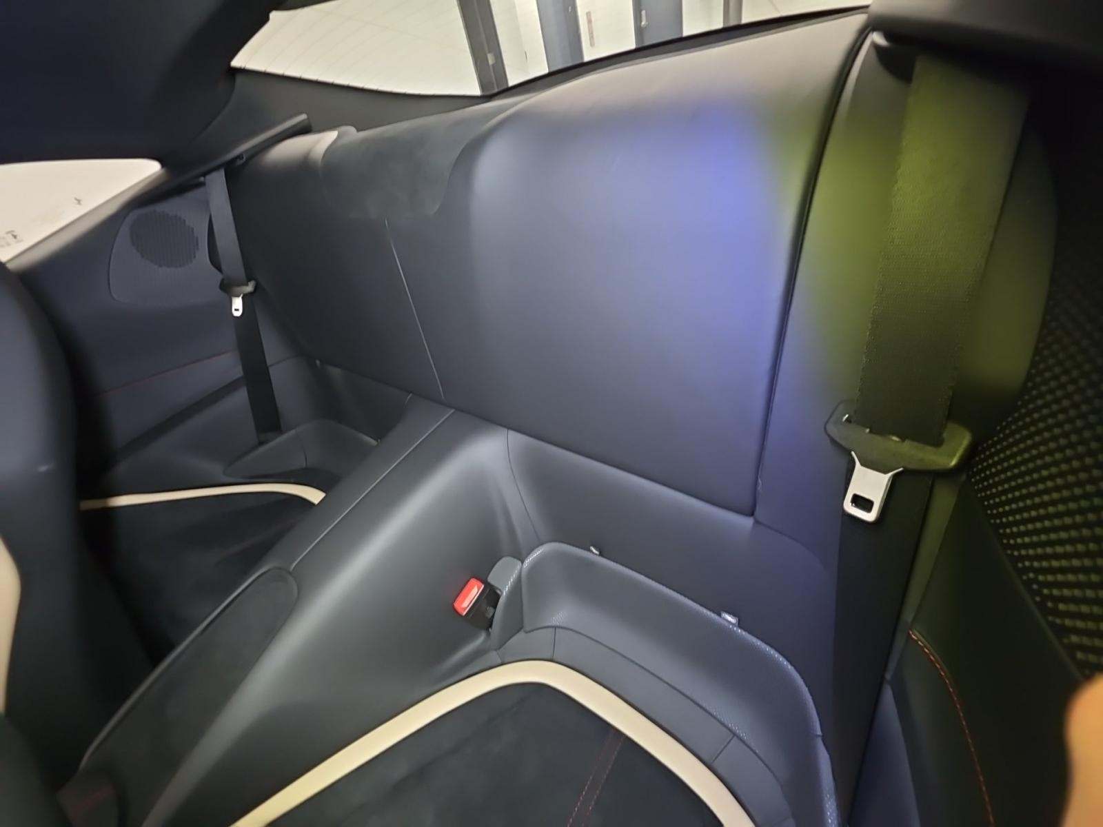 2022 Ferrari Roma Base RWD