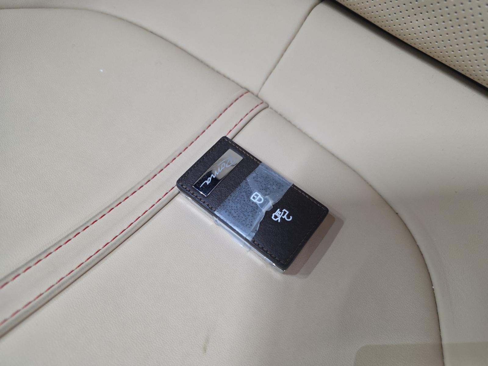 2022 Ferrari Roma Base RWD