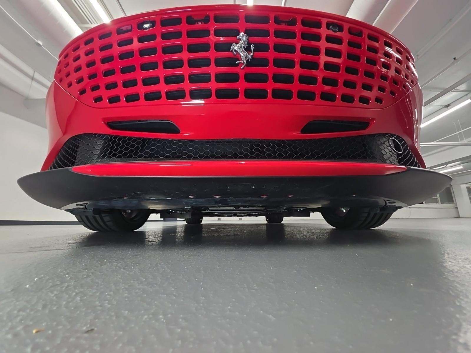 2022 Ferrari Roma Base RWD