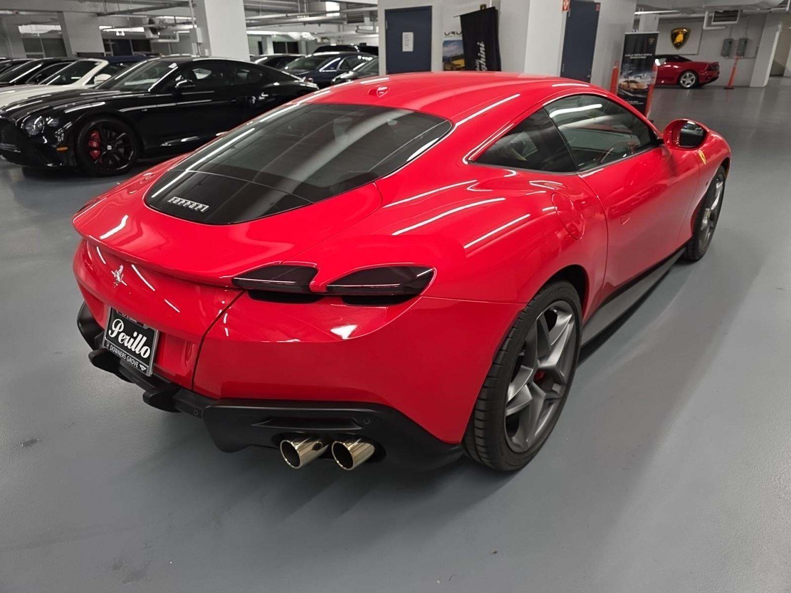 2022 Ferrari Roma Base RWD