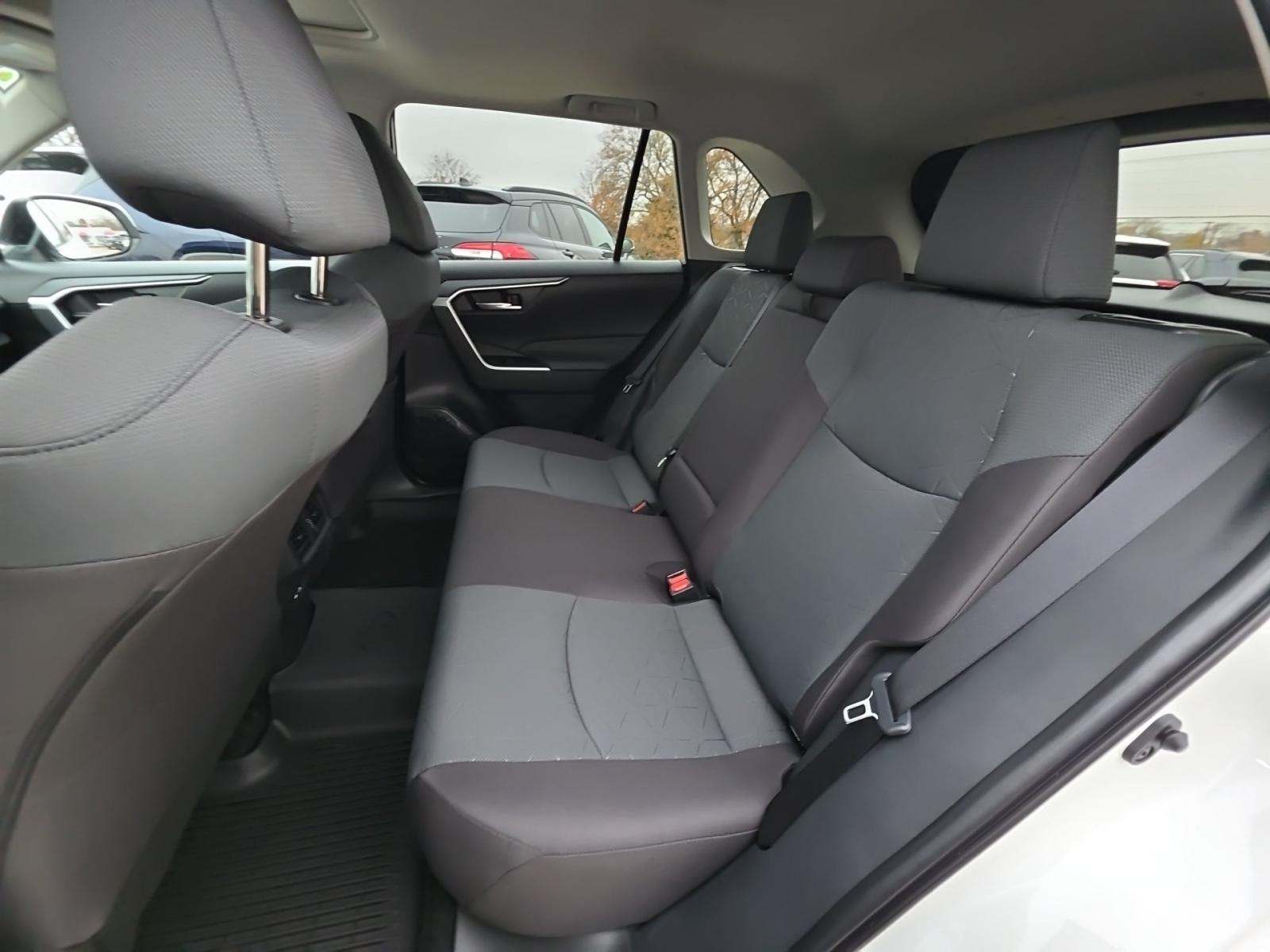 2025 Toyota RAV4 XLE AWD