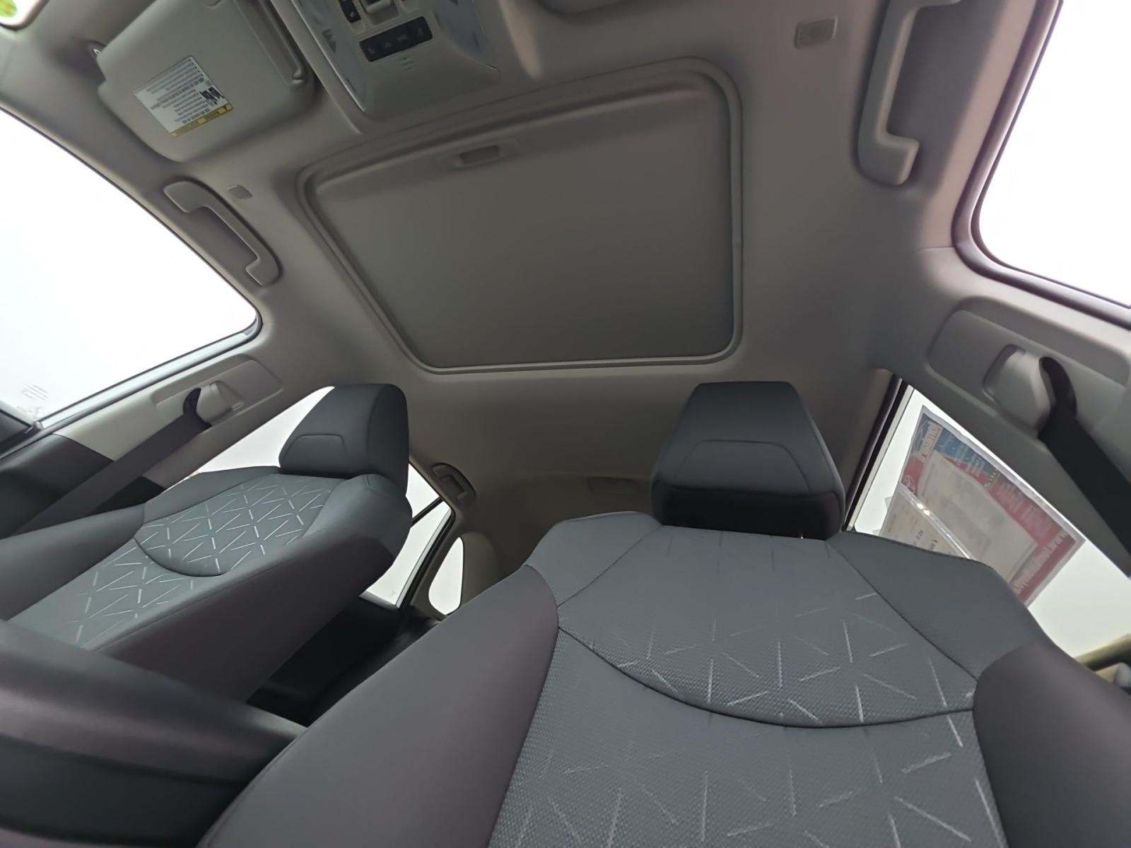 2025 Toyota RAV4 XLE AWD