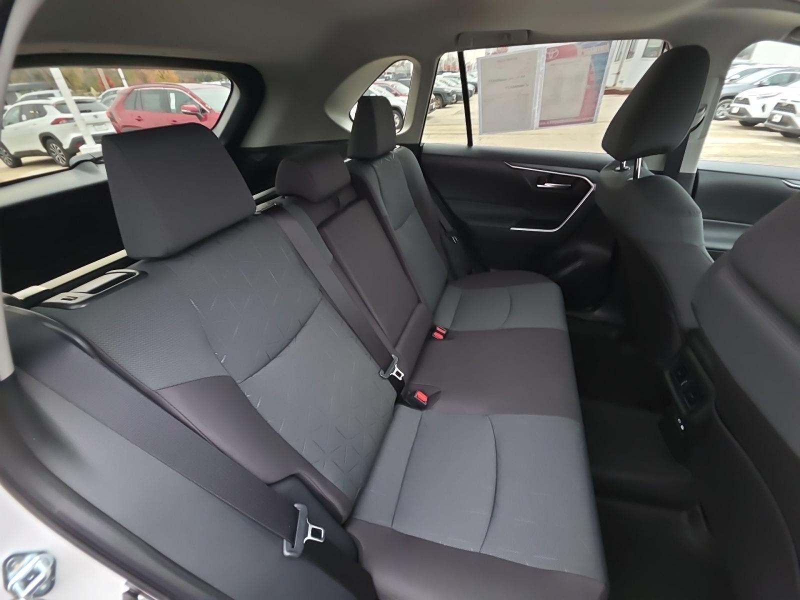 2025 Toyota RAV4 XLE AWD