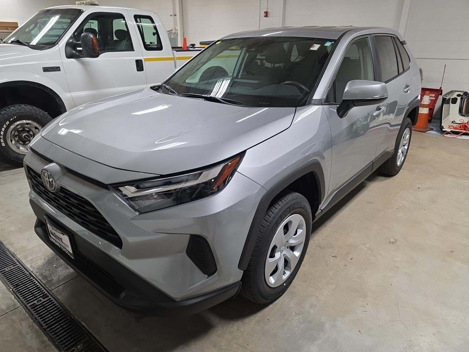2025 Toyota RAV4 LE AWD