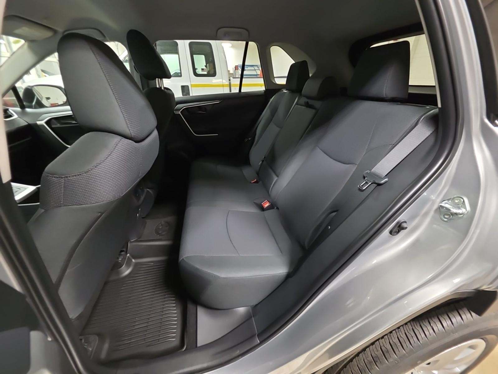 2025 Toyota RAV4 LE AWD