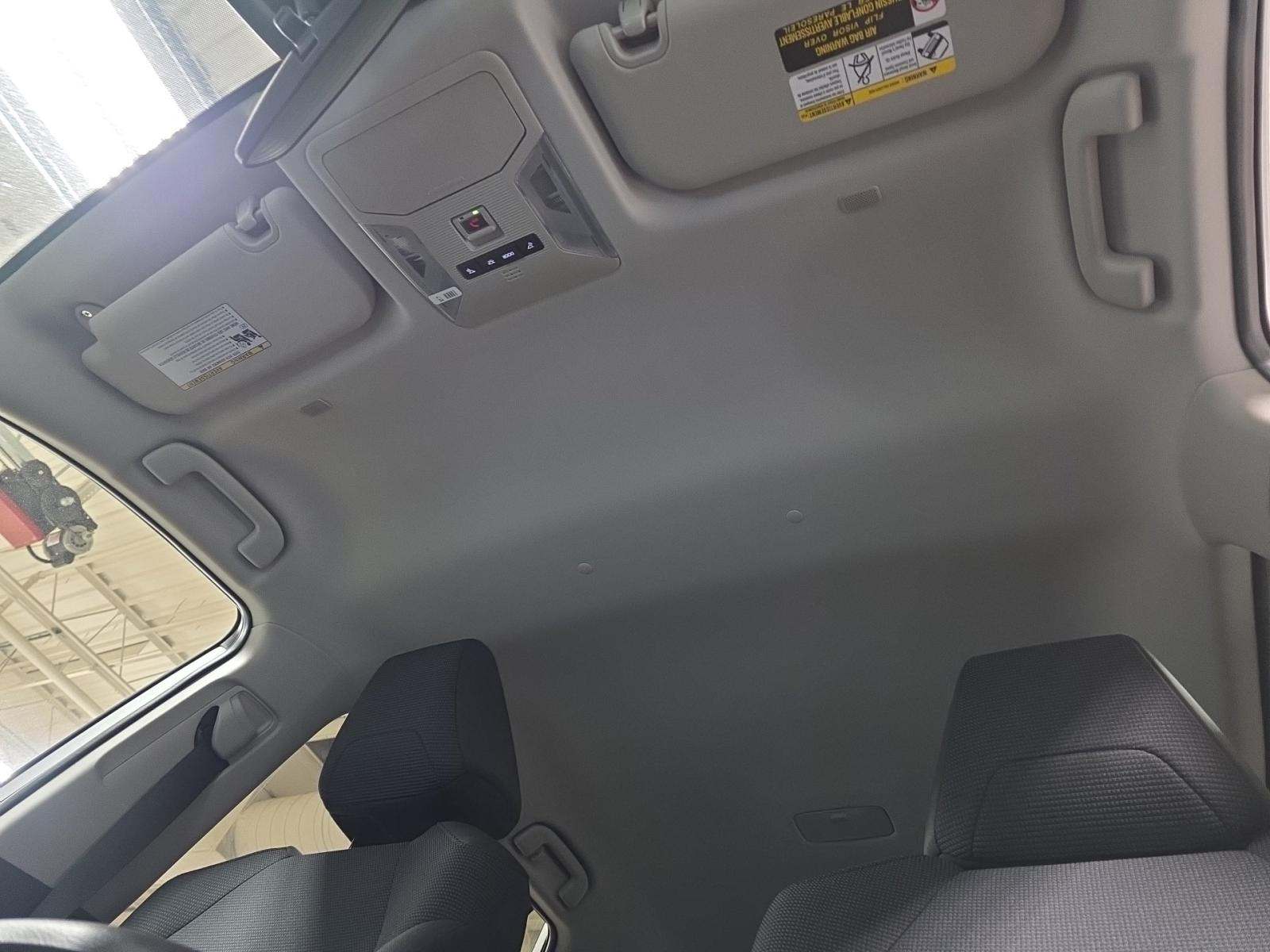 2025 Toyota RAV4 LE AWD