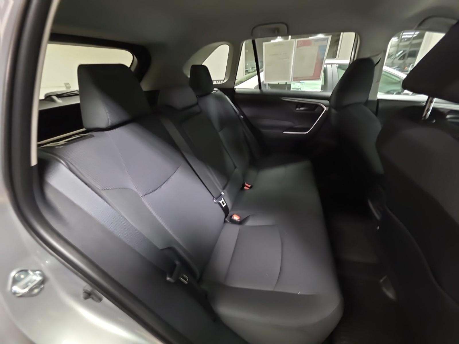 2025 Toyota RAV4 LE AWD