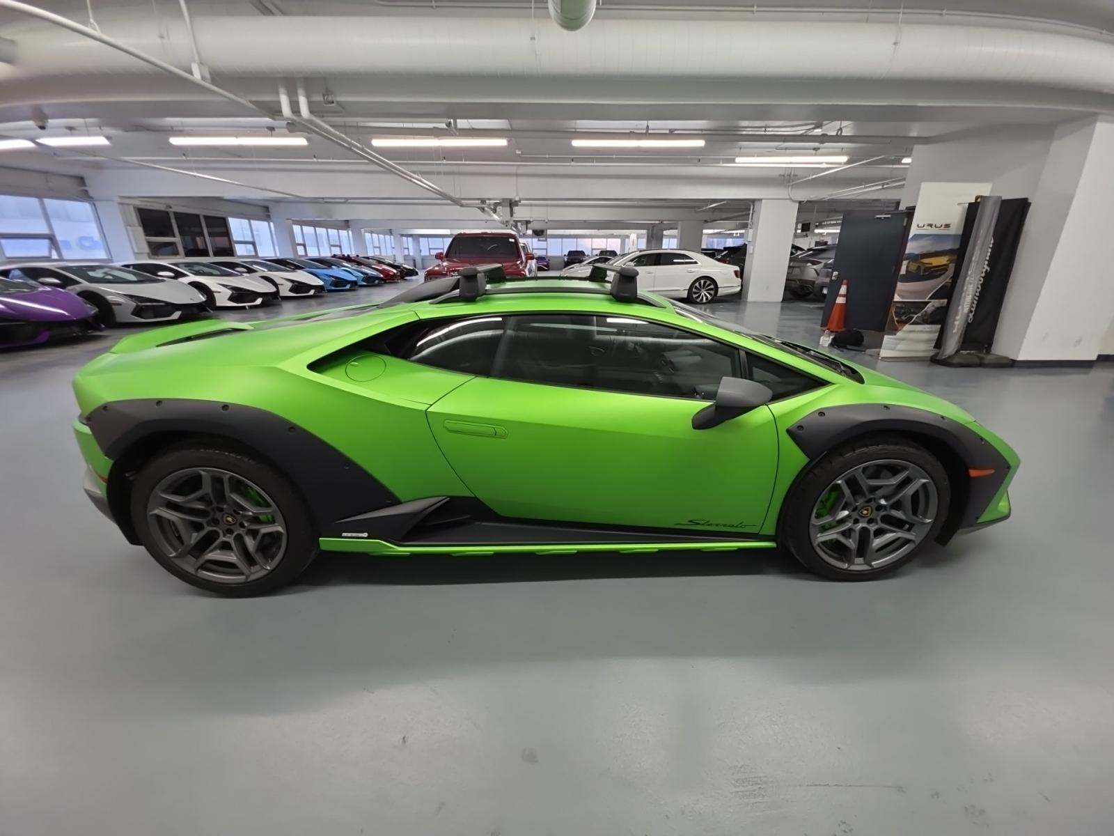 2024 Lamborghini Huracan Sterrato AWD