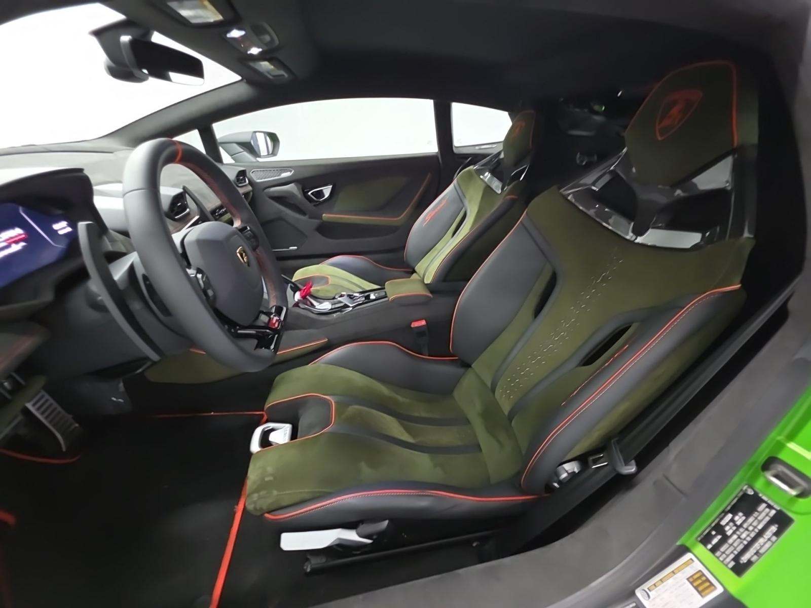 2024 Lamborghini Huracan Sterrato AWD