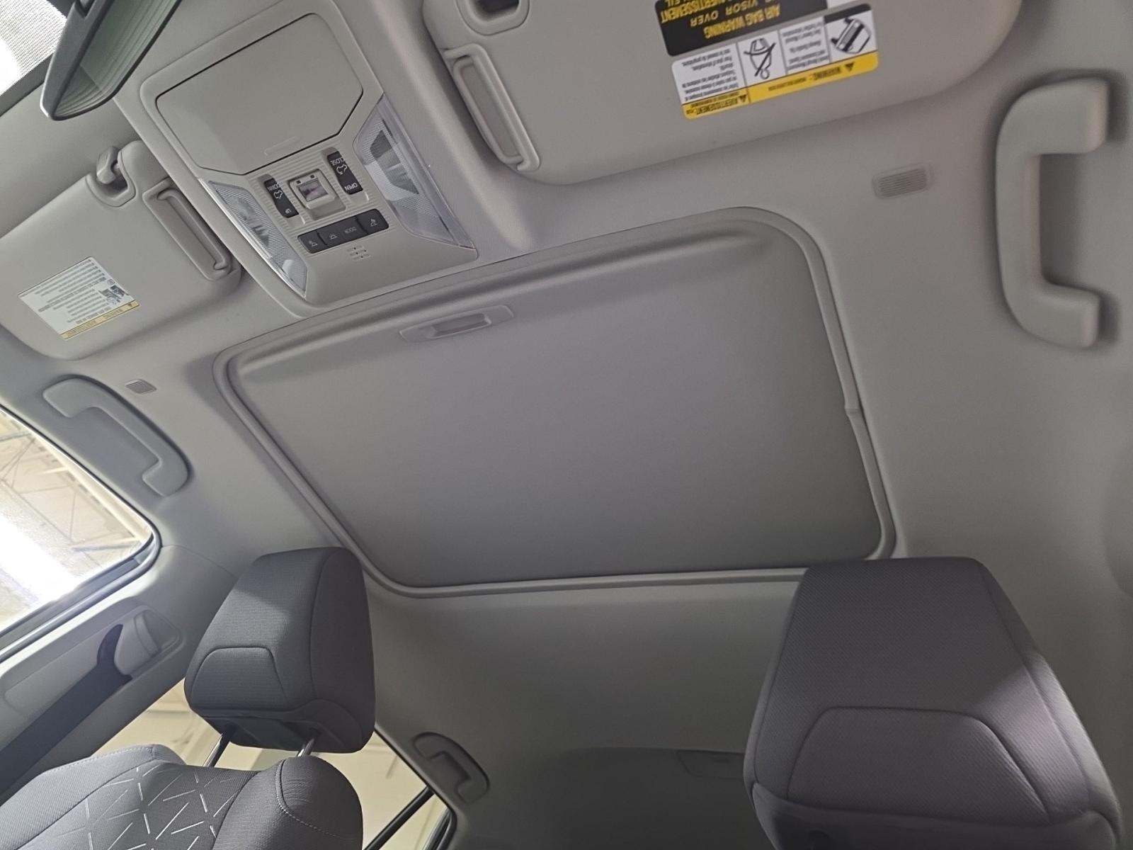 2025 Toyota RAV4 XLE AWD