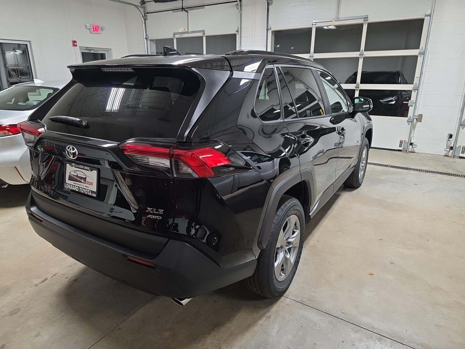 2025 Toyota RAV4 XLE AWD