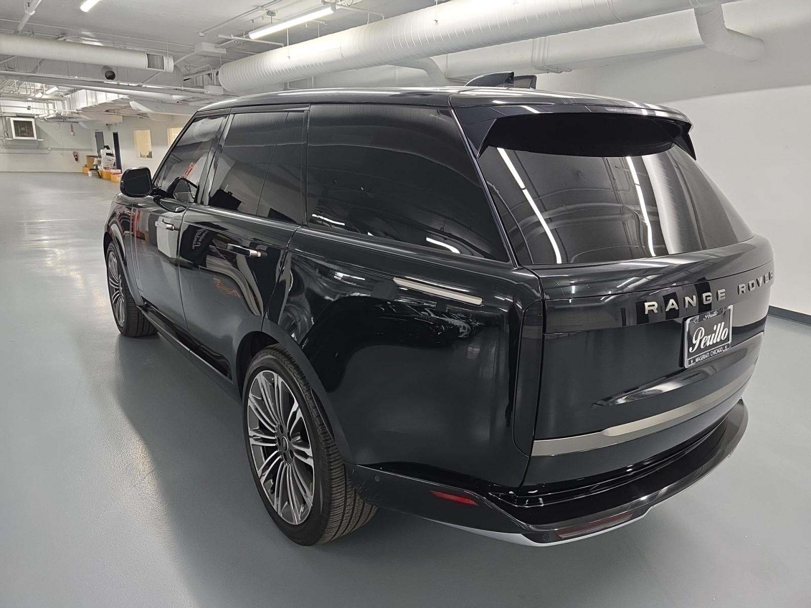 2023 Land Rover Range Rover SE AWD
