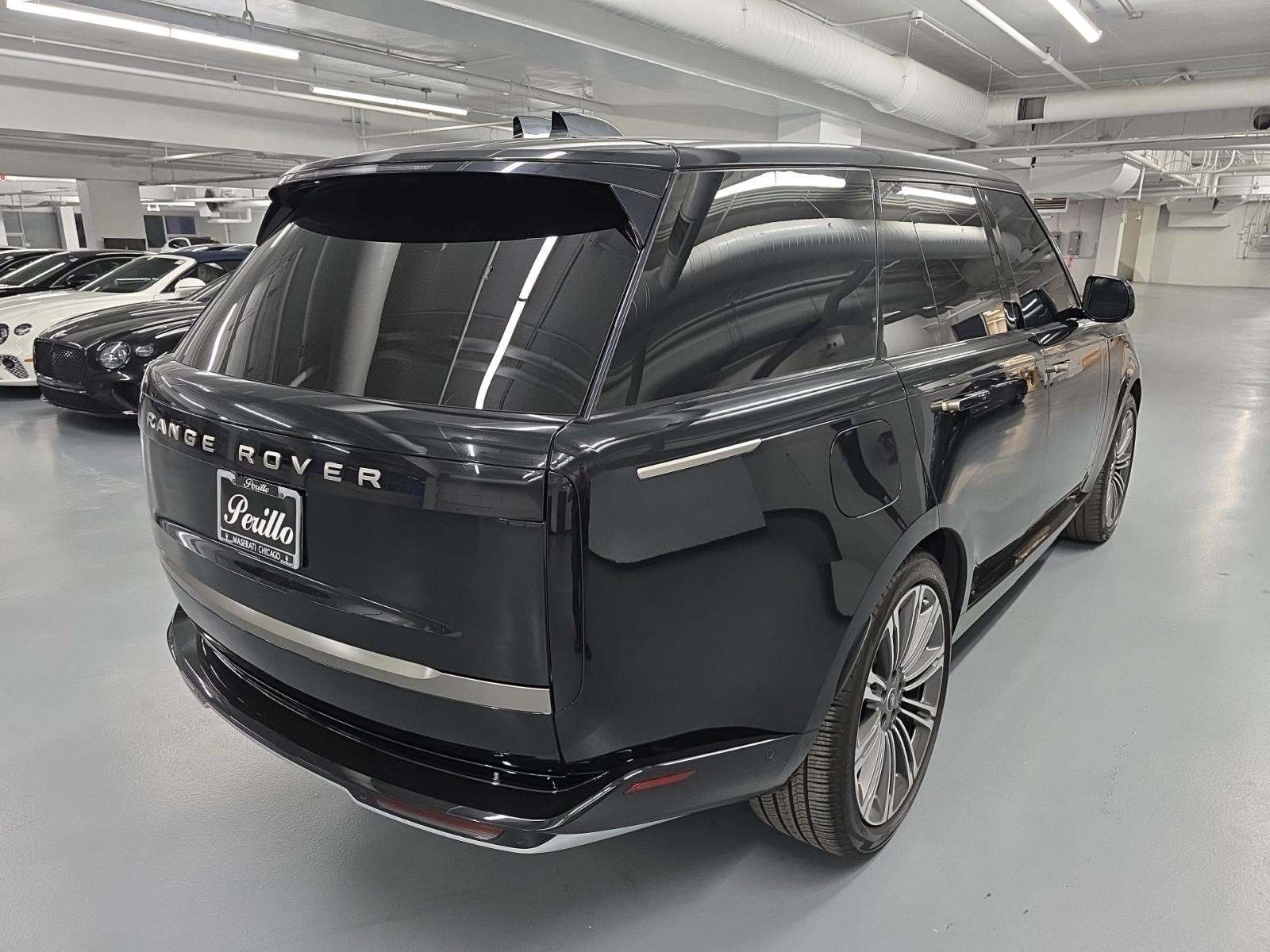 2023 Land Rover Range Rover SE AWD