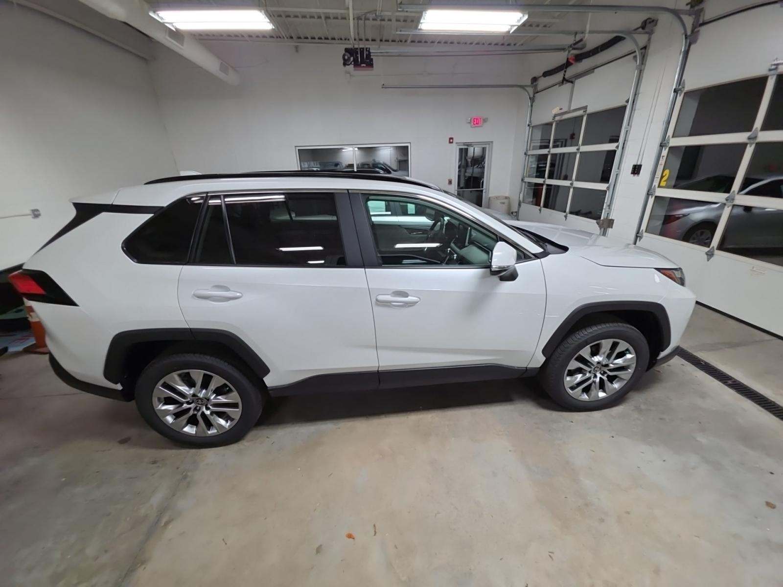 2025 Toyota RAV4 XLE Premium AWD