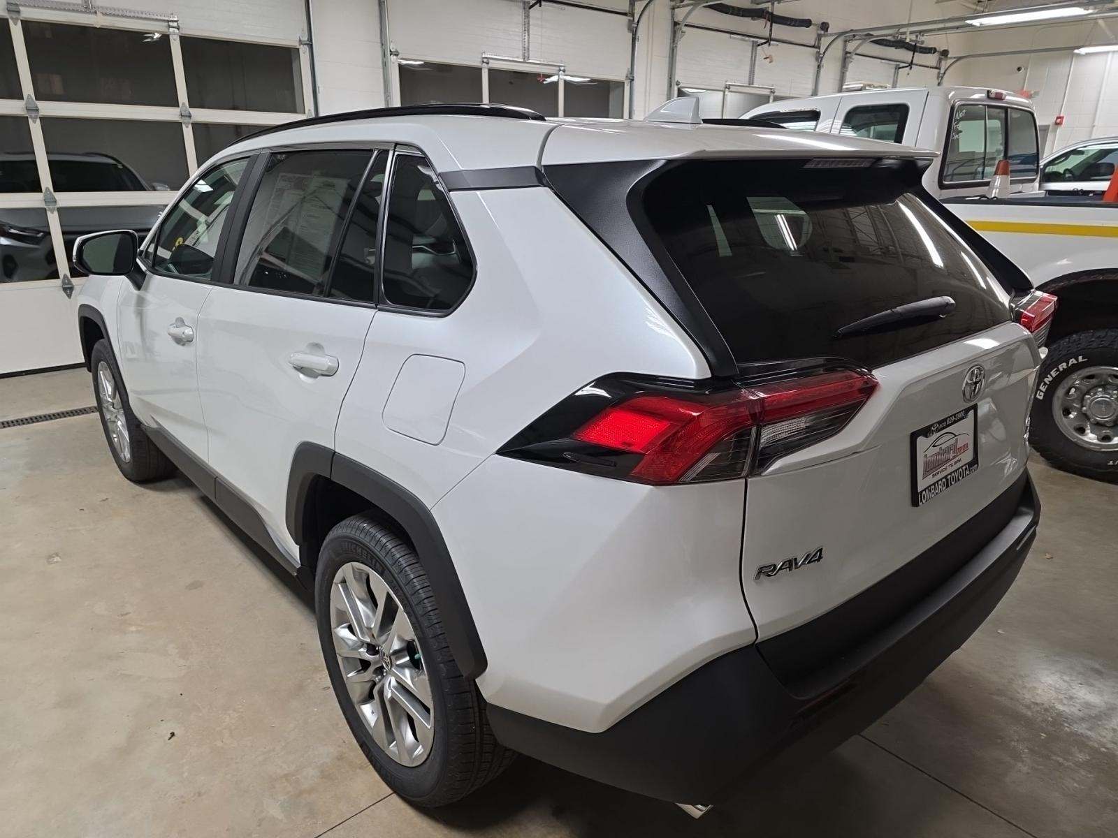 2025 Toyota RAV4 XLE Premium AWD