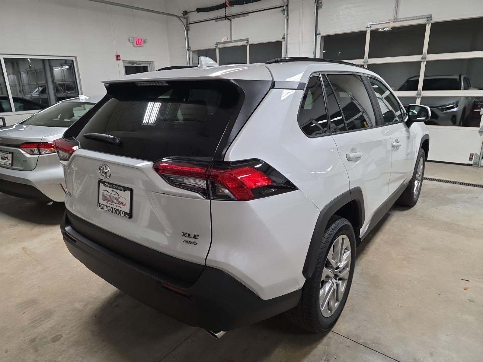 2025 Toyota RAV4 XLE Premium AWD