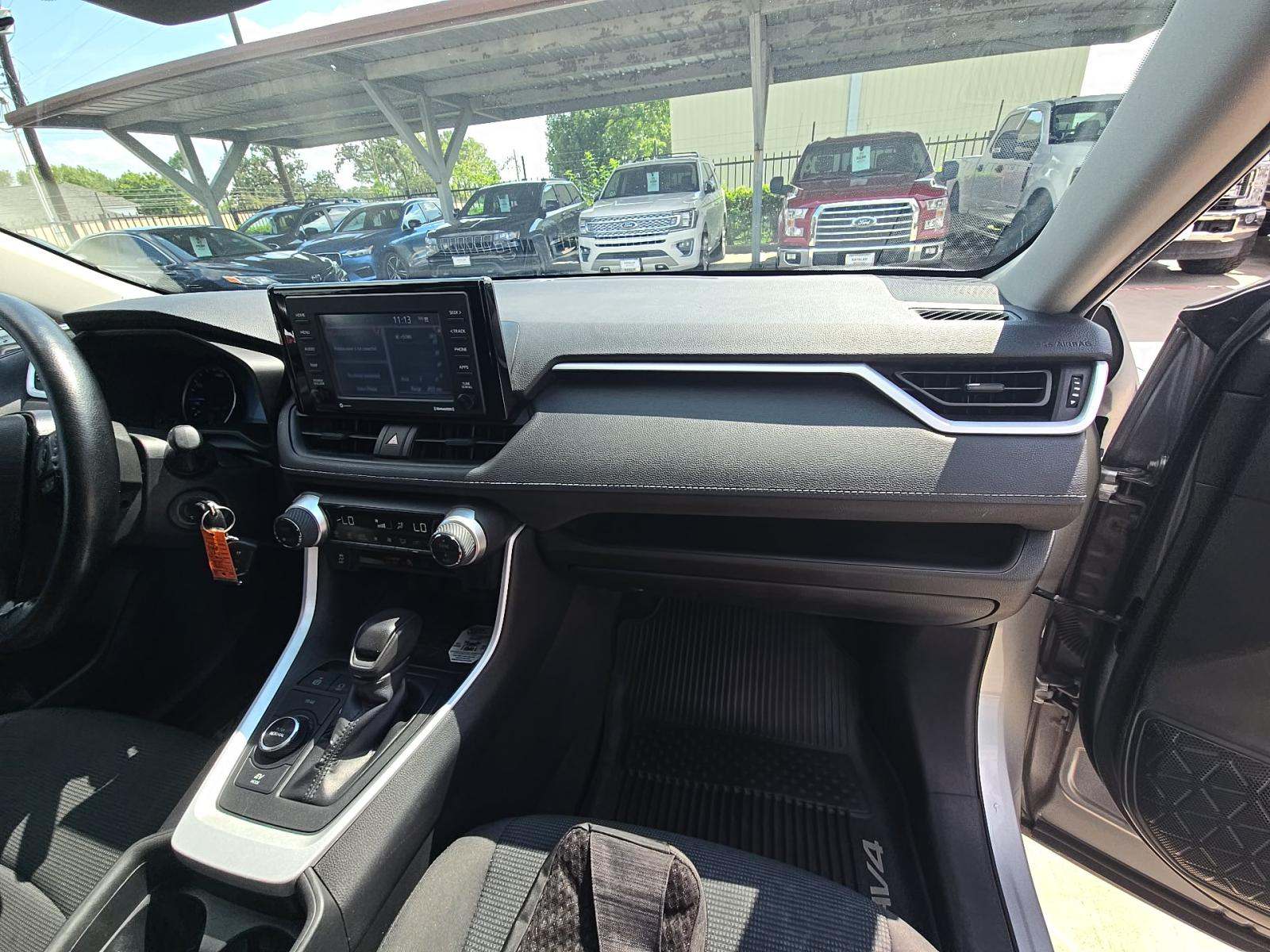 2020 Toyota RAV4 Hybrid LE AWD