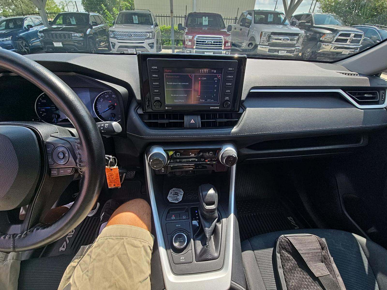 2020 Toyota RAV4 Hybrid LE AWD