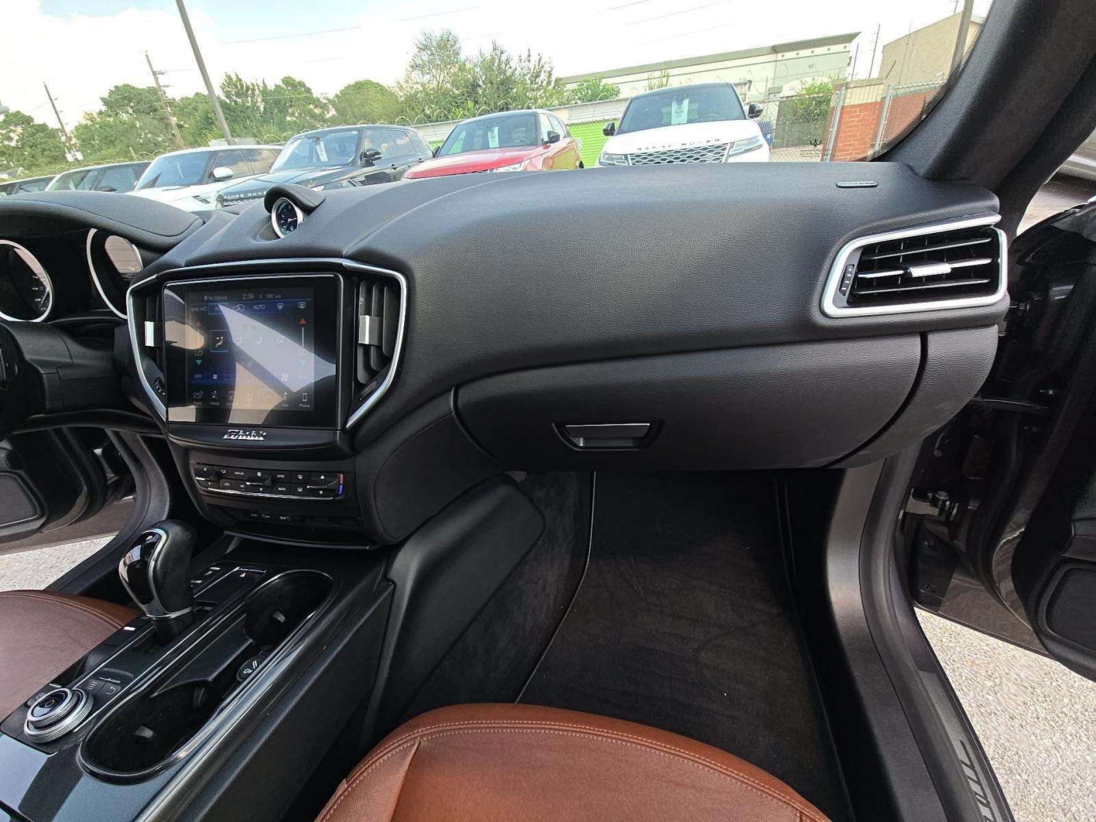 2017 Maserati Ghibli Base RWD