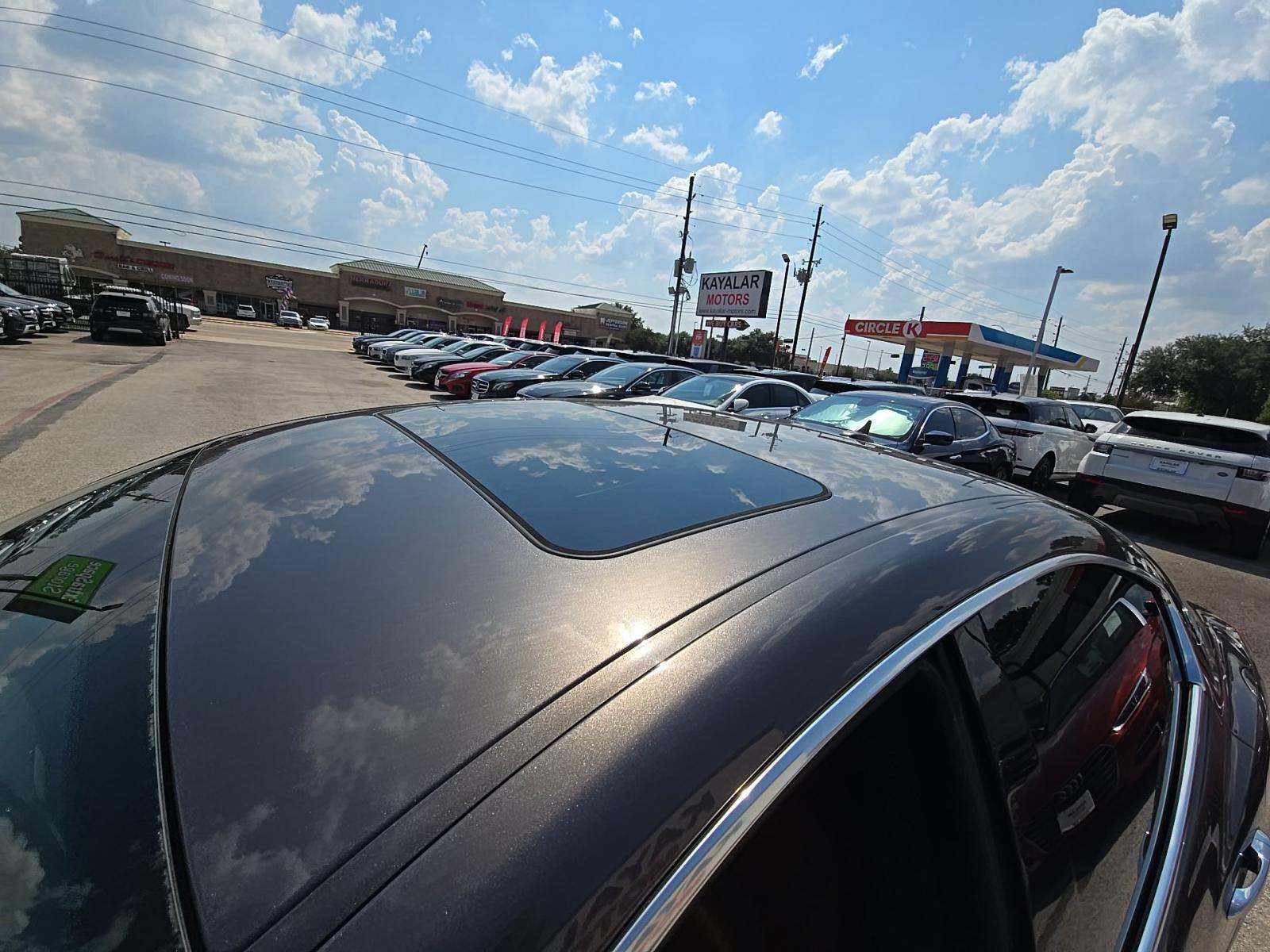 2017 Maserati Ghibli Base RWD