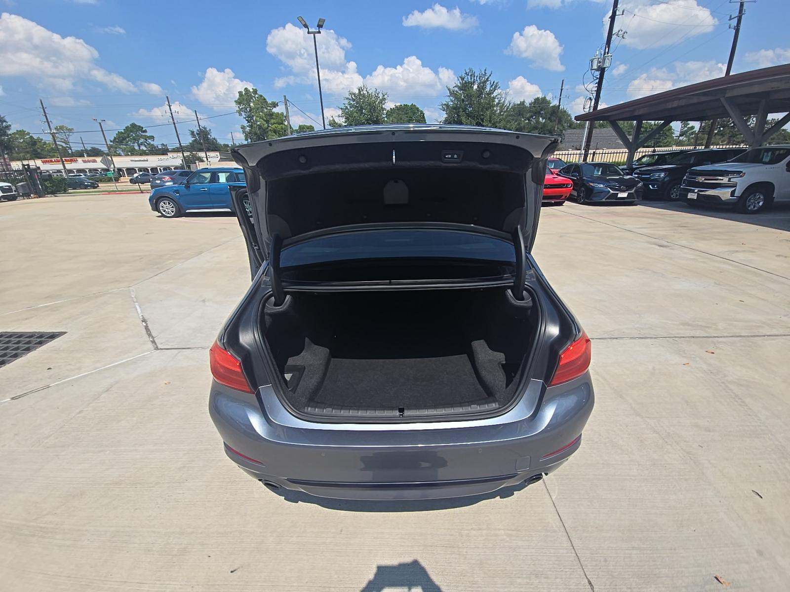 2019 BMW 5 Series 530i RWD