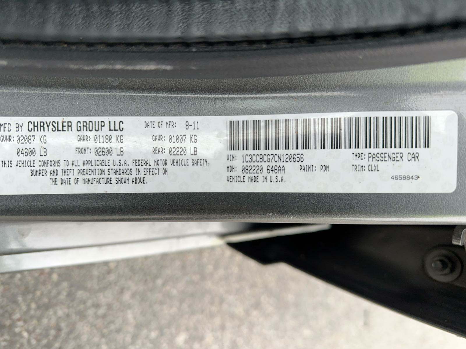 2012 Chrysler 200 Limited FWD