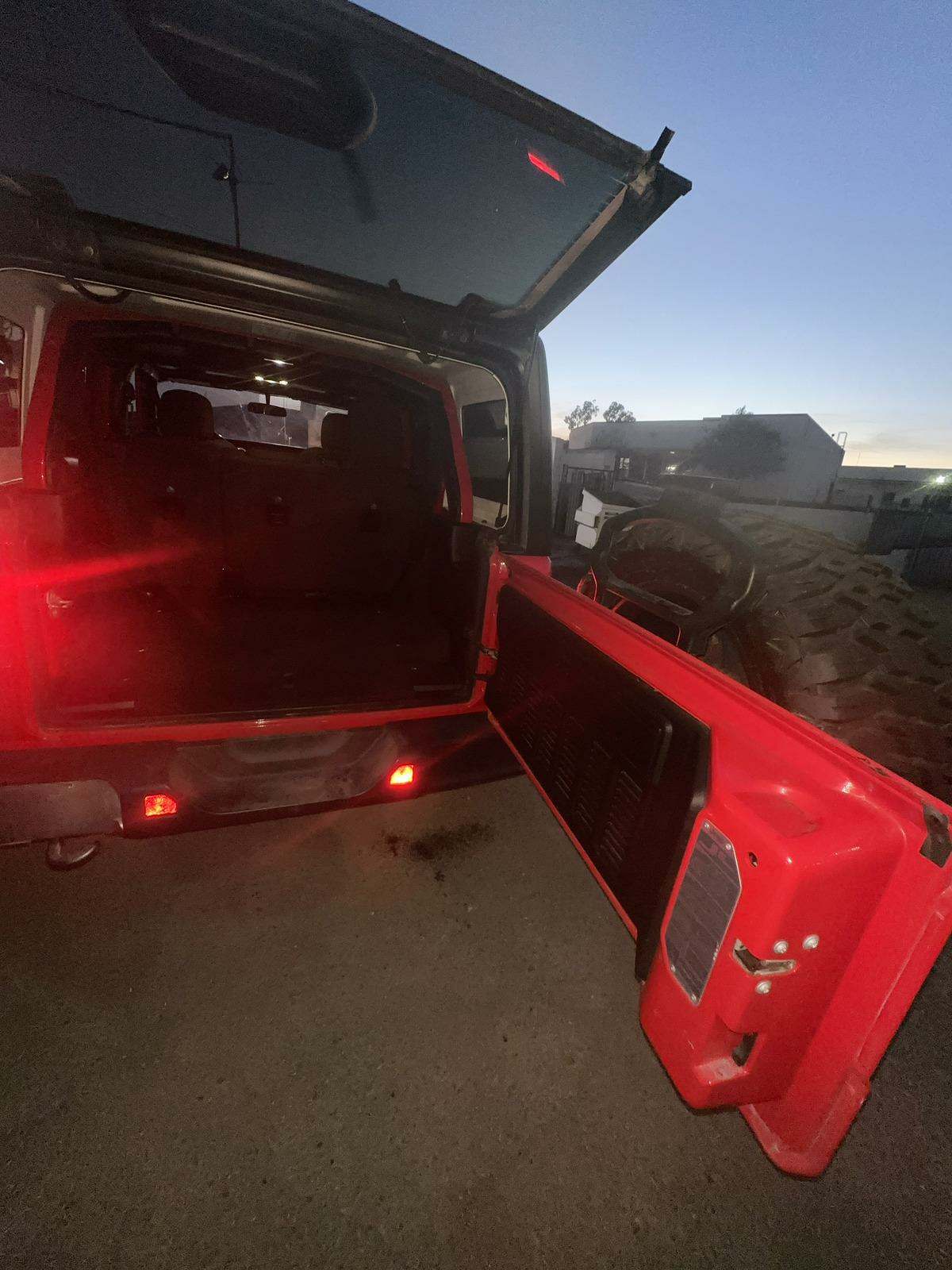 2020 Jeep Wrangler Unlimited Sahara AWD