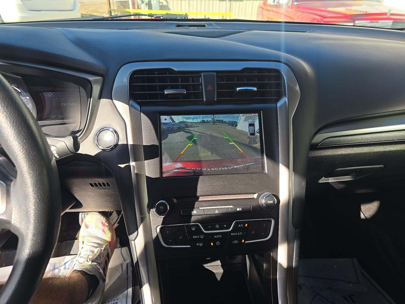 2018 Ford Fusion SE FWD