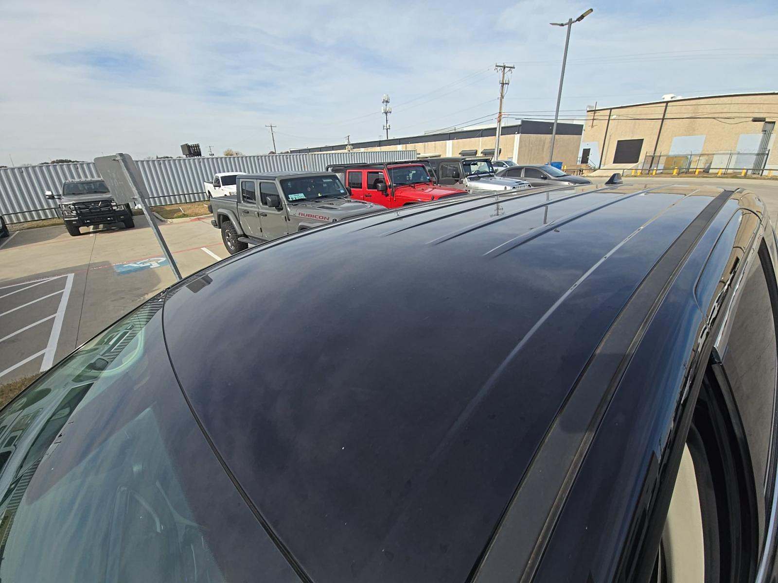 2024 Chrysler Pacifica Hybrid Select FWD