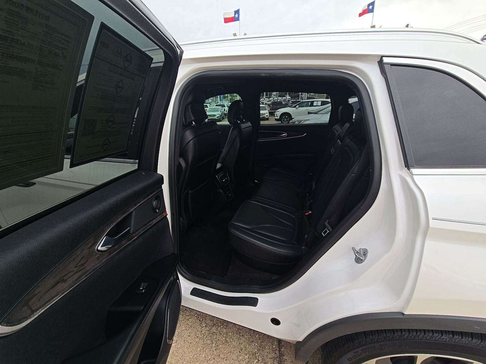 2019 Lincoln Nautilus Reserve FWD