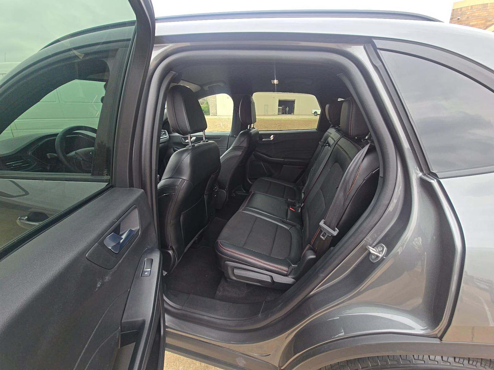 2025 Ford Escape ST-Line FWD