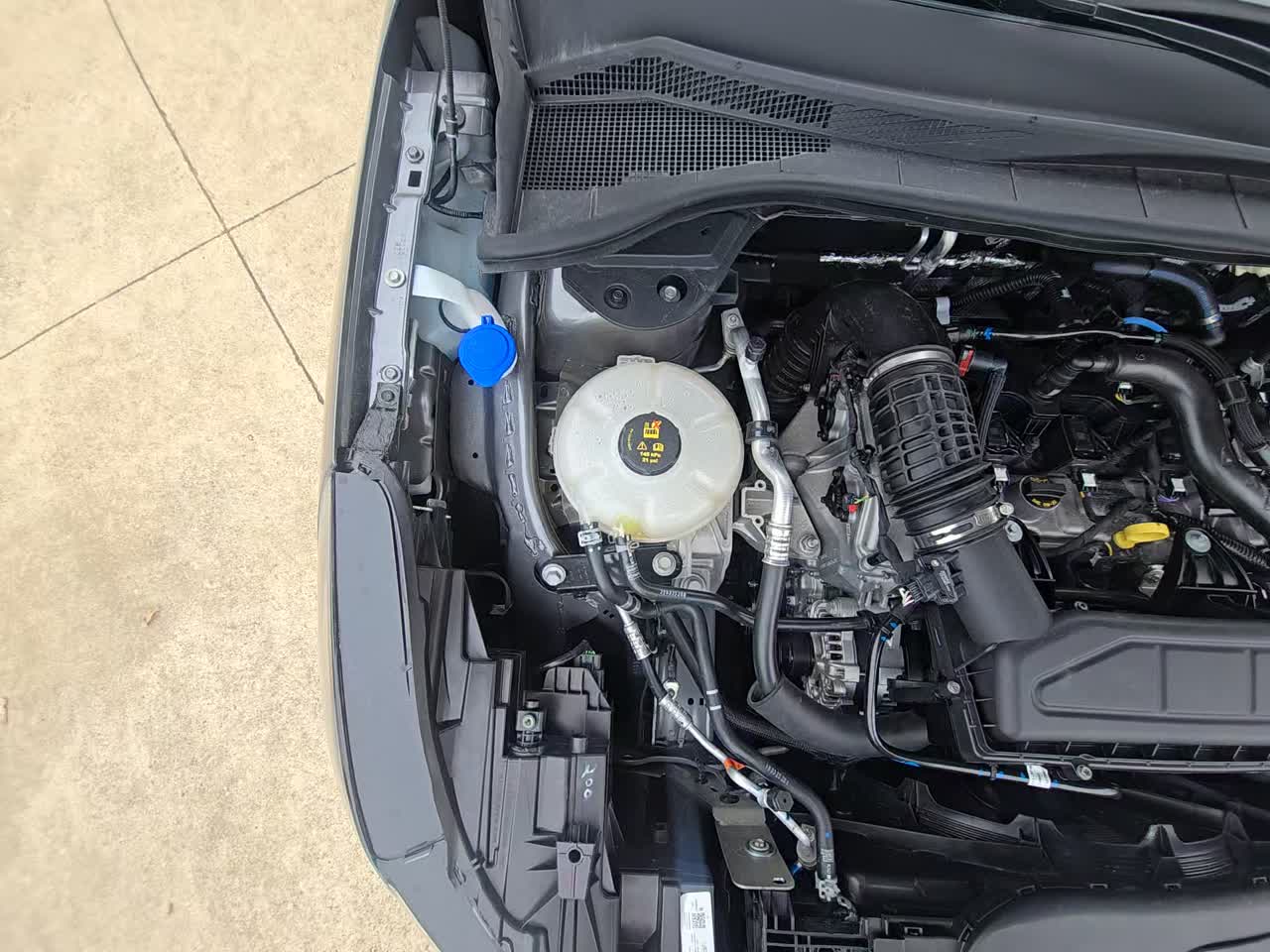 2025 Ford Escape ST-Line FWD