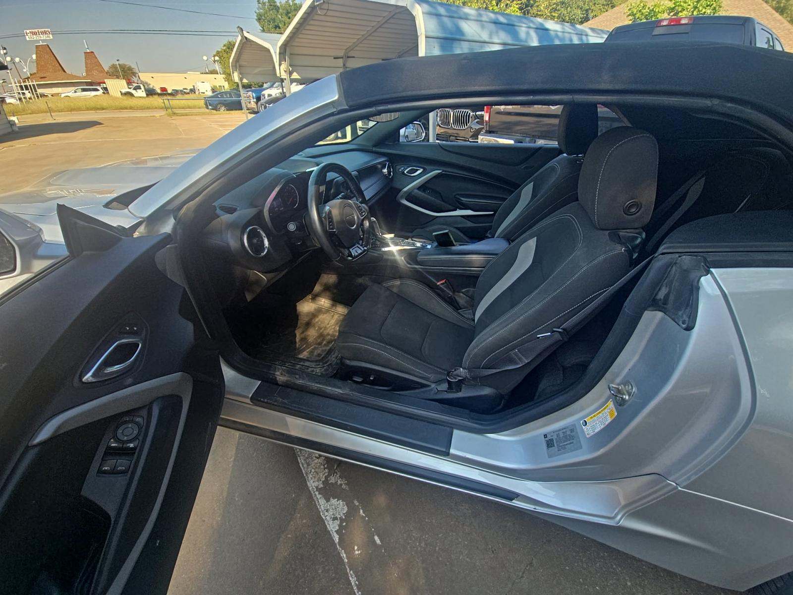 2019 Chevrolet Camaro 1LT RWD