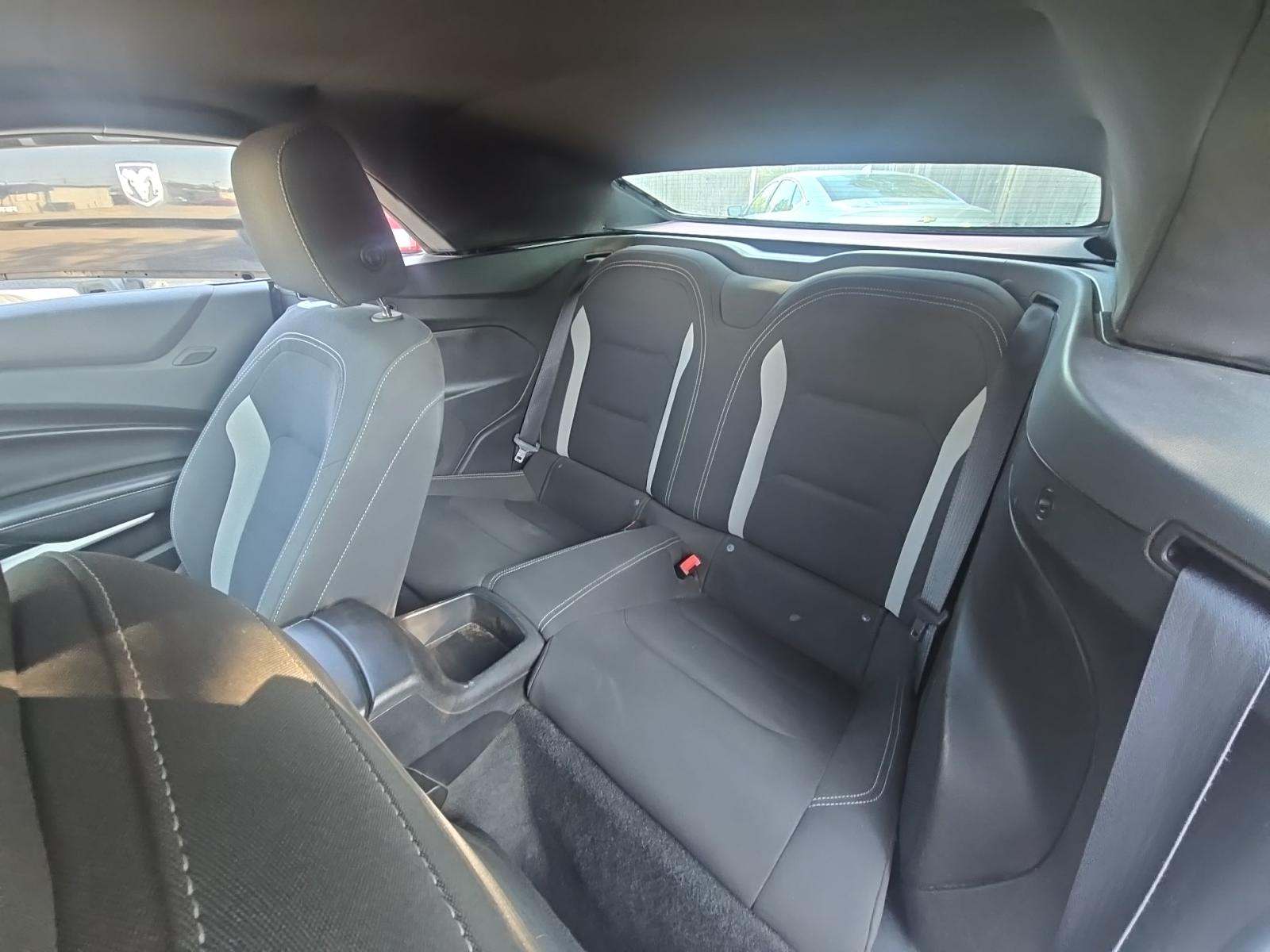 2019 Chevrolet Camaro 1LT RWD