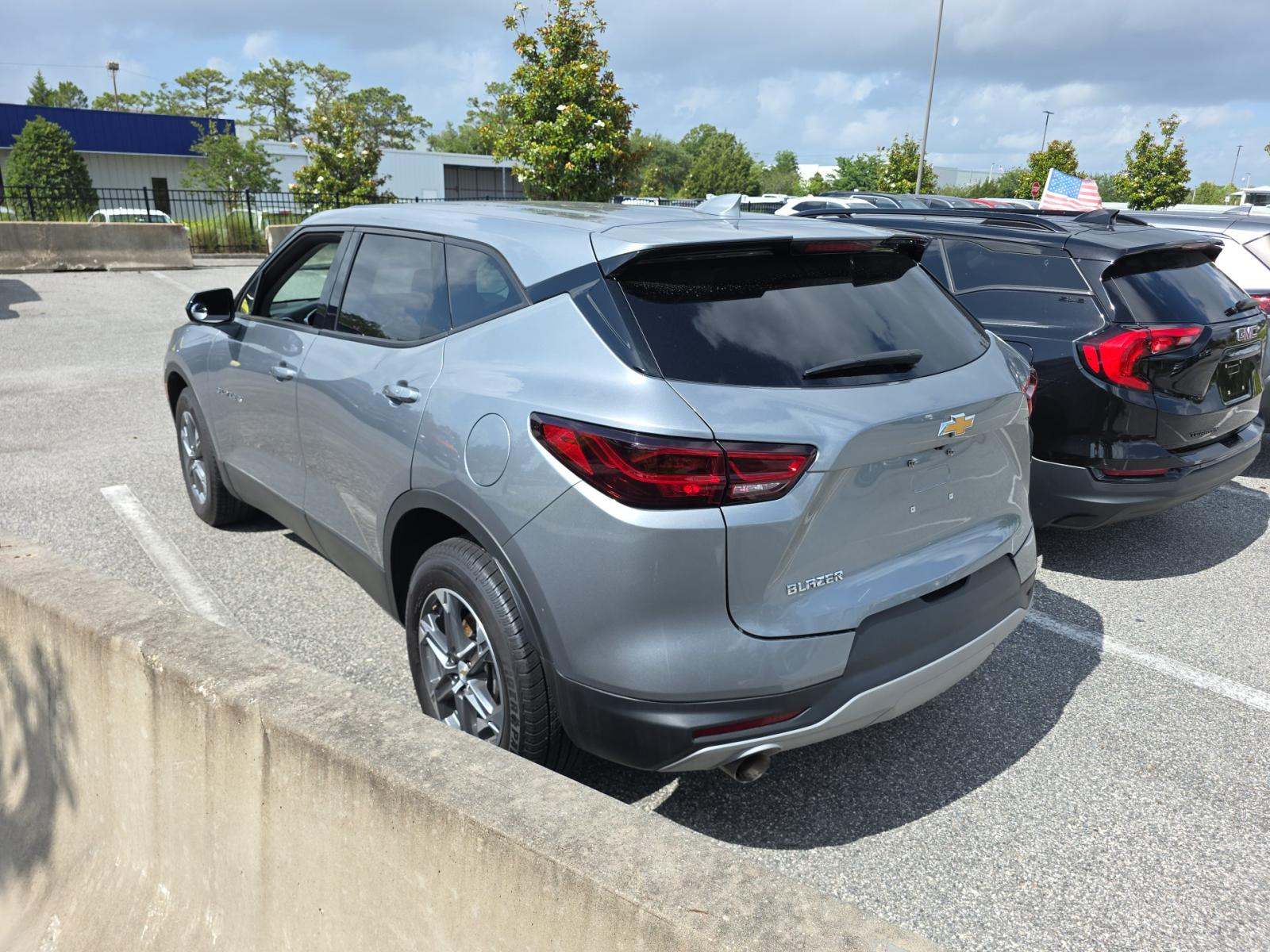 CHEVROLET BLAZER - 2