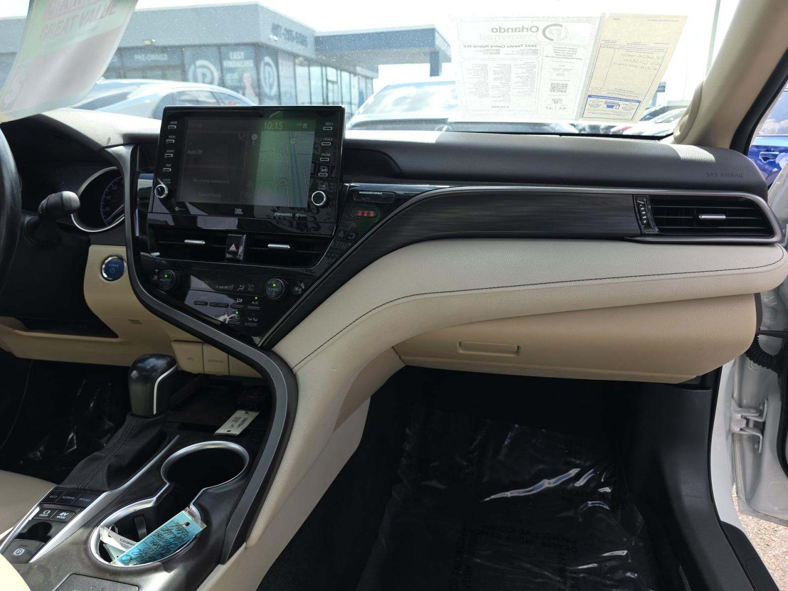2022 Toyota Camry Hybrid XLE FWD