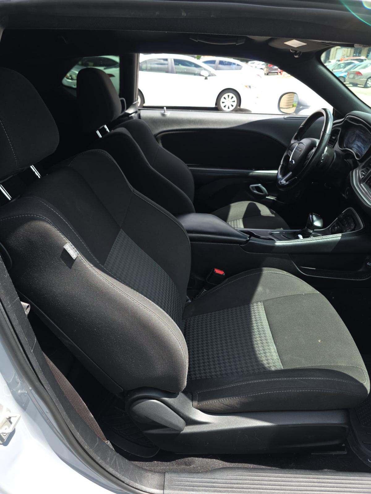 2022 Dodge Challenger R/T RWD