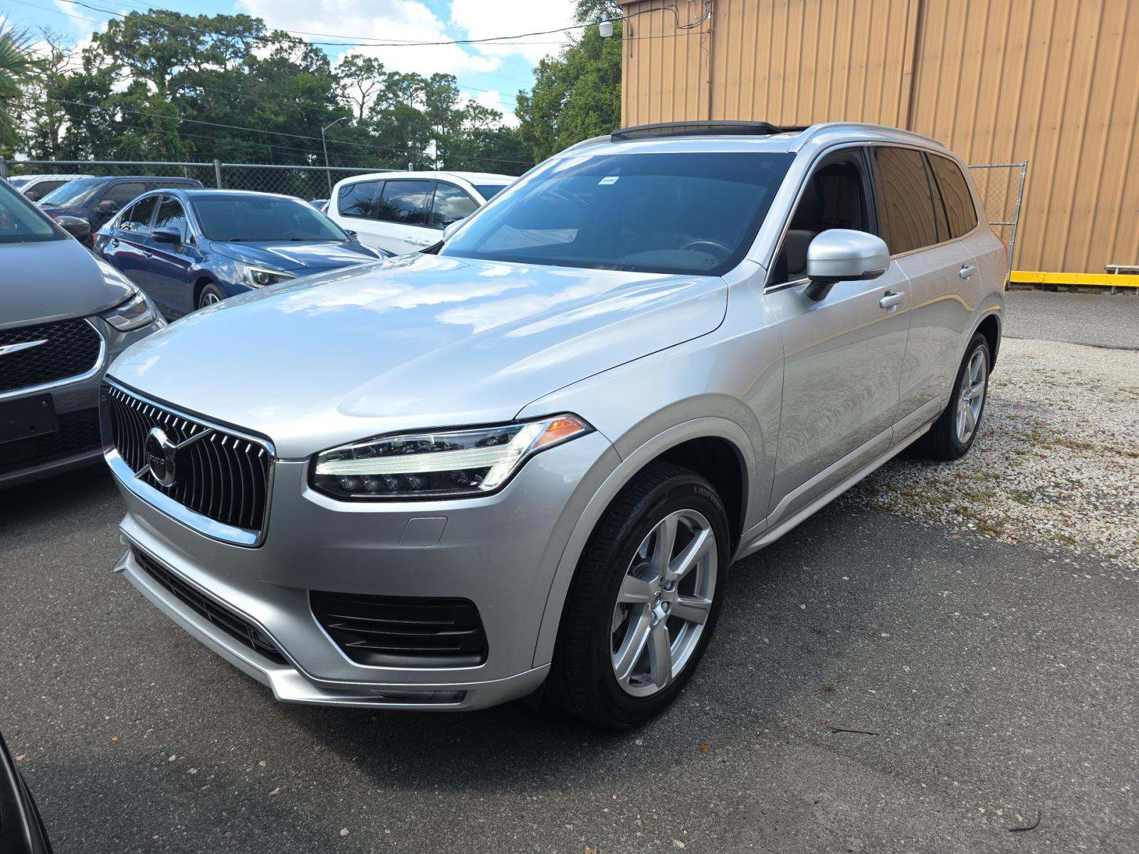 2021 Volvo XC90 T5 Momentum AWD