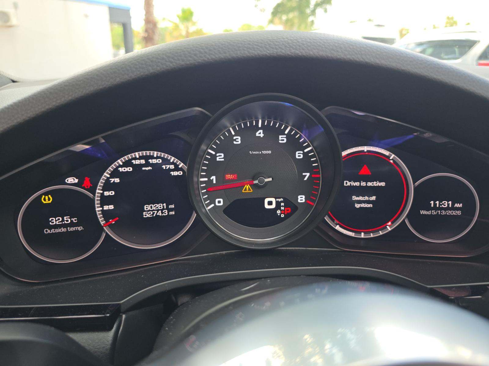 PORSCHE CAYENNE - 9