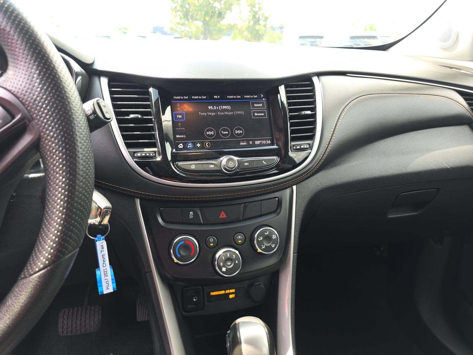 CHEVROLET TRAX - 10
