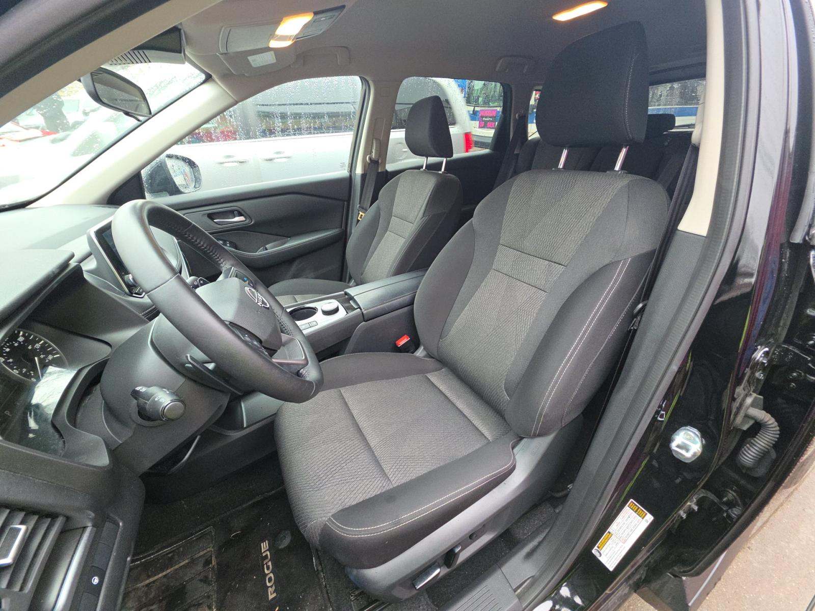 2025 Nissan Rogue SV AWD