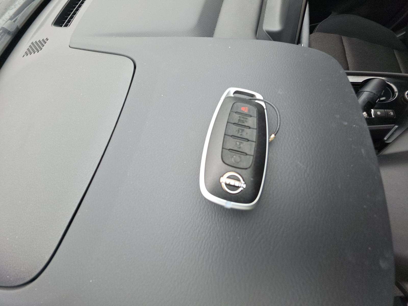 2025 Nissan Rogue SV AWD